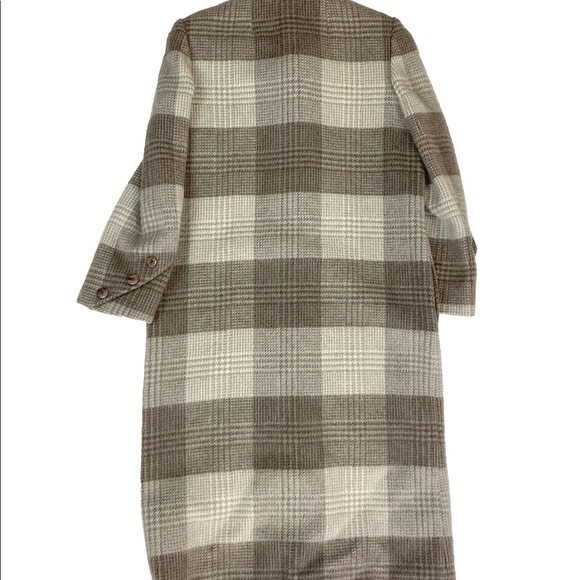 Womens' Vintage 1980's Albert Nipon Classic Brushed Woolen Coat made in the USA - Picture 9 of 9